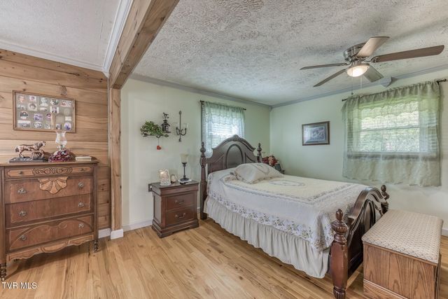 22478 Clayman Valley Road, Bristol, VA 24202
