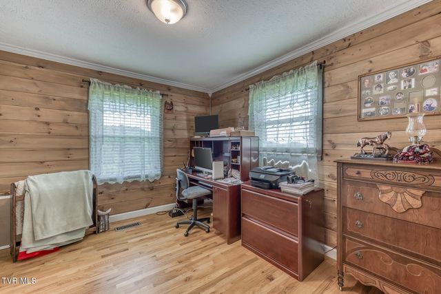 22478 Clayman Valley Road, Bristol, VA 24202