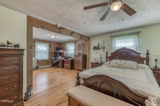 22478 Clayman Valley Road, Bristol, VA 24202