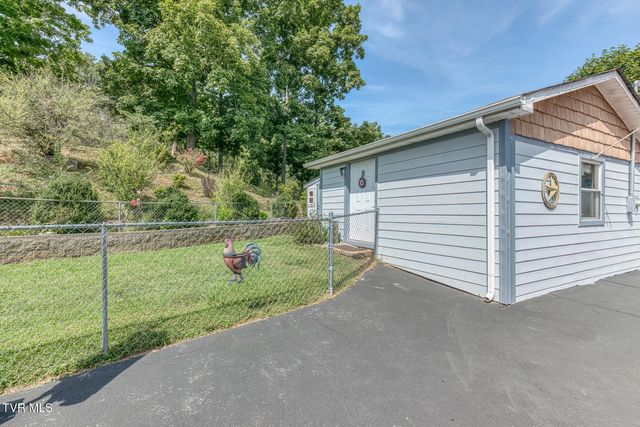 22478 Clayman Valley Road, Bristol, VA 24202