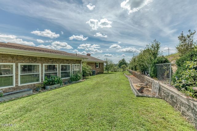 22478 Clayman Valley Road, Bristol, VA 24202