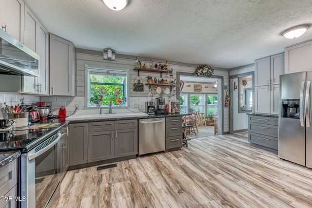 22478 Clayman Valley Road, Bristol, VA 24202
