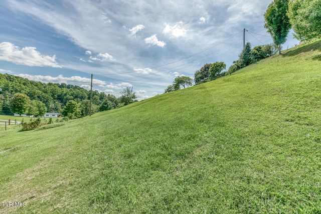 22478 Clayman Valley Road, Bristol, VA 24202