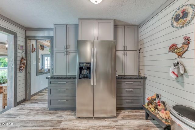 22478 Clayman Valley Road, Bristol, VA 24202