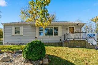 2178 Chandler Street SW, Cedar Rapids, IA 52404