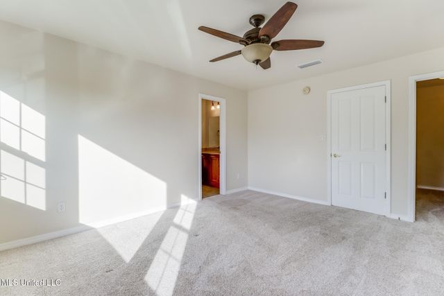 1066 Conley Circle, Ocean Springs, MS 39564