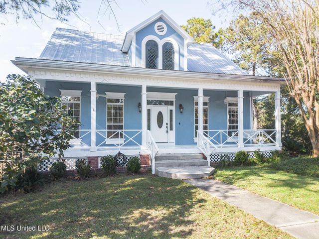 1066 Conley Circle, Ocean Springs, MS 39564