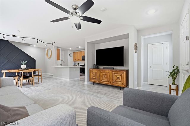 10718 Myrtle Grove Avenue, Las Vegas, NV 89166