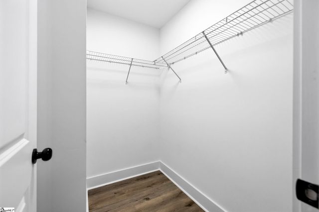 8 Robin Hood Road, Taylors, SC 29687