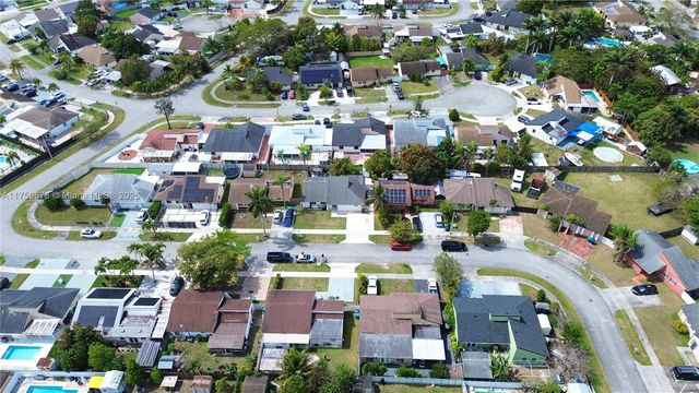 20520 SW 124th Pl, Miami, FL 33177