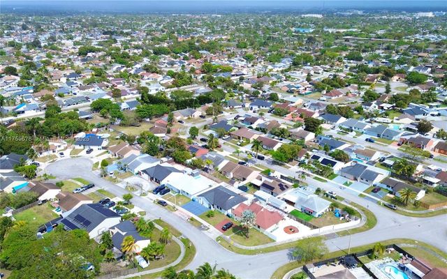 20520 SW 124th Pl, Miami, FL 33177