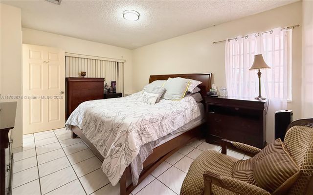 20520 SW 124th Pl, Miami, FL 33177