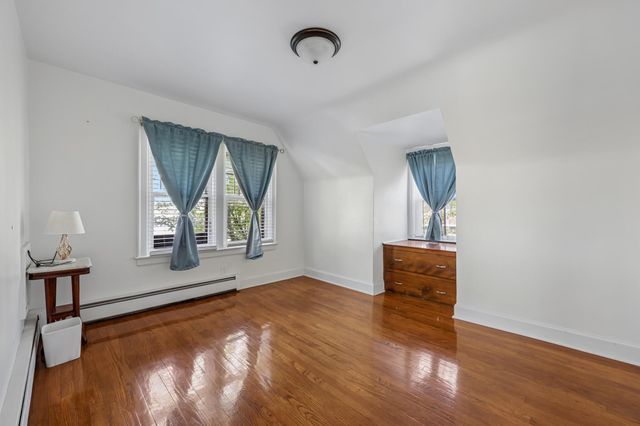 1053 W Forest Avenue, Muskegon, MI 49441