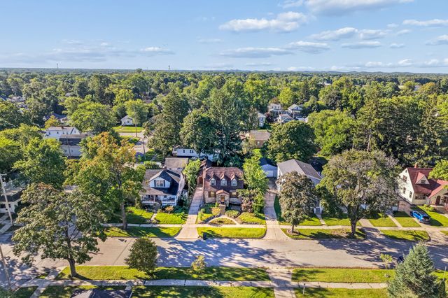 1053 W Forest Avenue, Muskegon, MI 49441