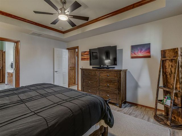 609 N Ponderosa Way, Mustang, OK 73064