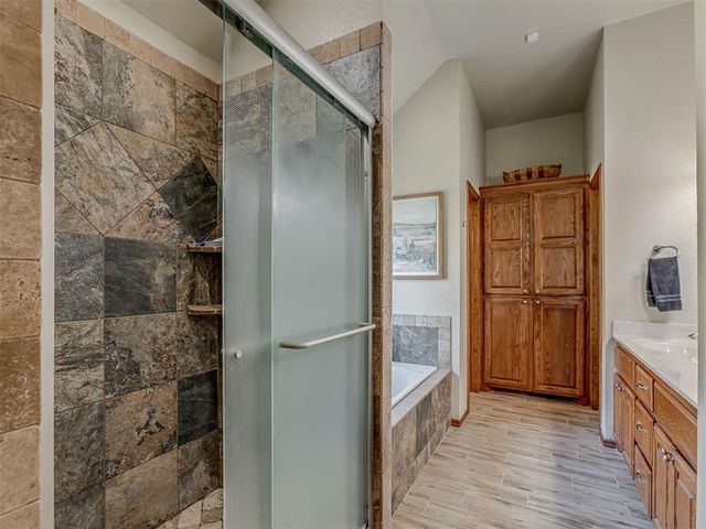 609 N Ponderosa Way, Mustang, OK 73064