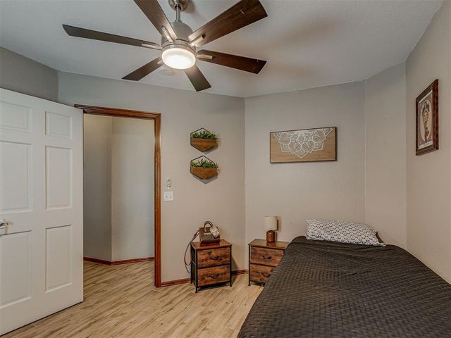 609 N Ponderosa Way, Mustang, OK 73064