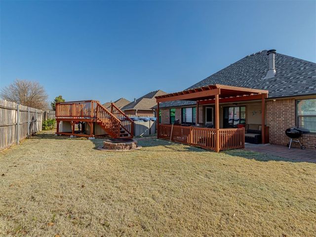 609 N Ponderosa Way, Mustang, OK 73064