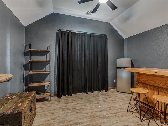 609 N Ponderosa Way, Mustang, OK 73064