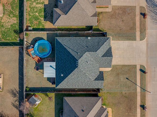 609 N Ponderosa Way, Mustang, OK 73064