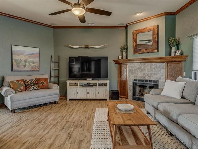 609 N Ponderosa Way, Mustang, OK 73064