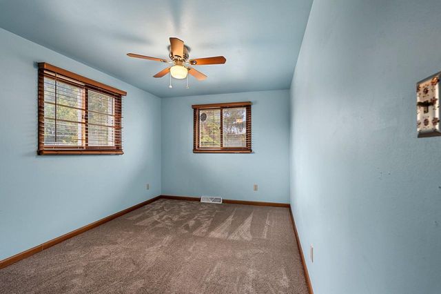860 FRIBOURG STREET, De Pere, WI 54115