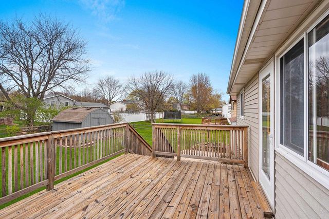 860 FRIBOURG STREET, De Pere, WI 54115