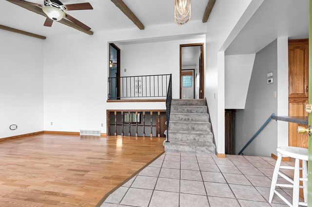 860 FRIBOURG STREET, De Pere, WI 54115