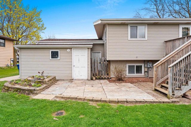 860 FRIBOURG STREET, De Pere, WI 54115
