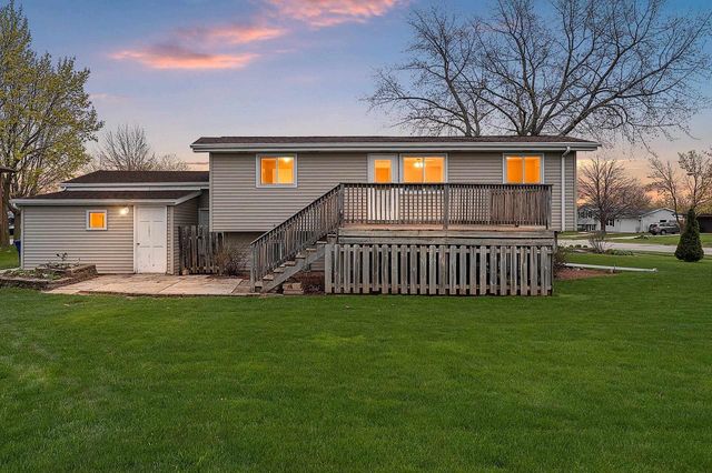 860 FRIBOURG STREET, De Pere, WI 54115