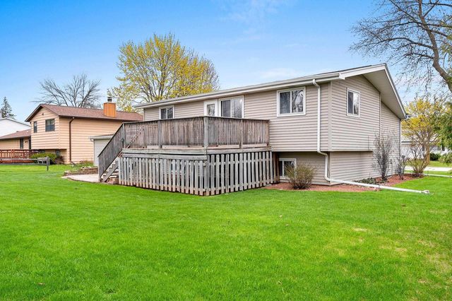 860 FRIBOURG STREET, De Pere, WI 54115