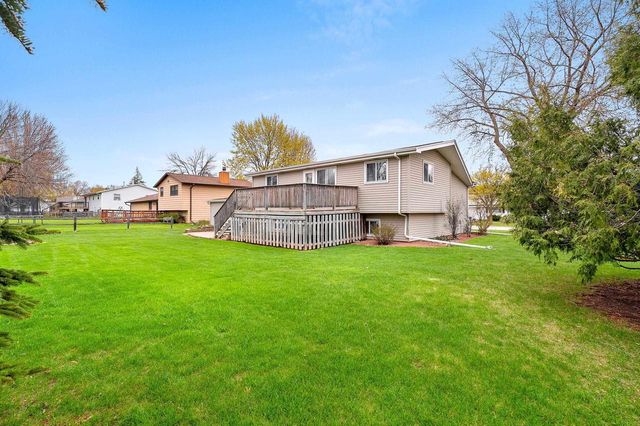 860 FRIBOURG STREET, De Pere, WI 54115