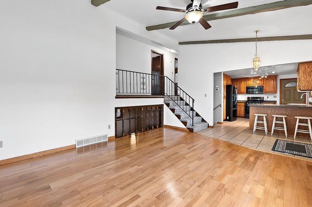860 FRIBOURG STREET, De Pere, WI 54115