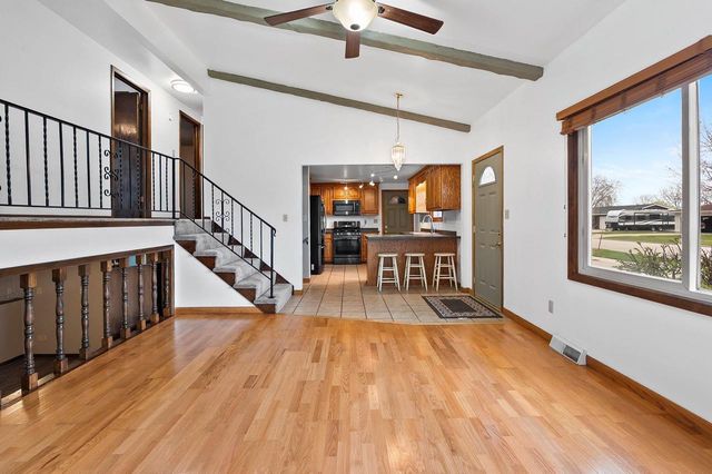 860 FRIBOURG STREET, De Pere, WI 54115
