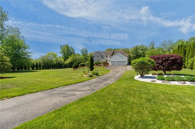 38 Steeple Lane, Lincoln, RI 02865