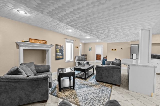 38 Steeple Lane, Lincoln, RI 02865