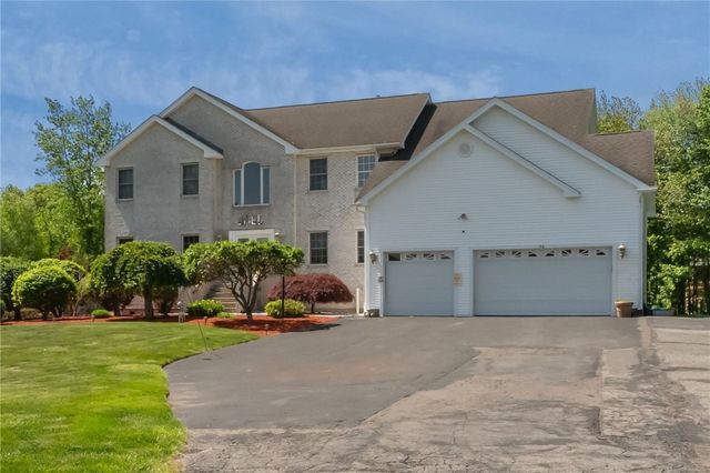 38 Steeple Lane, Lincoln, RI 02865