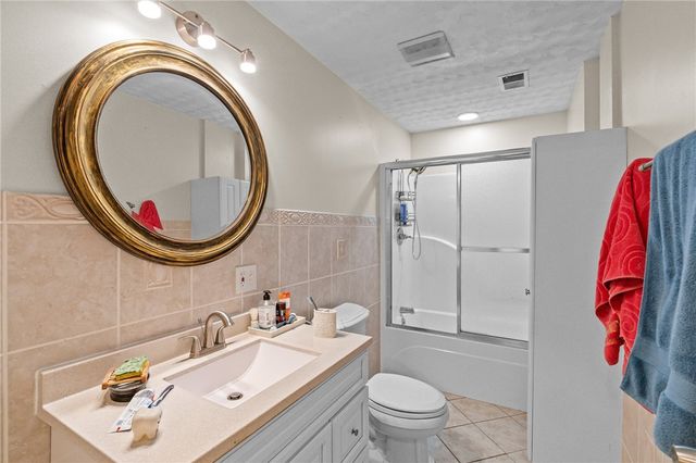 38 Steeple Lane, Lincoln, RI 02865