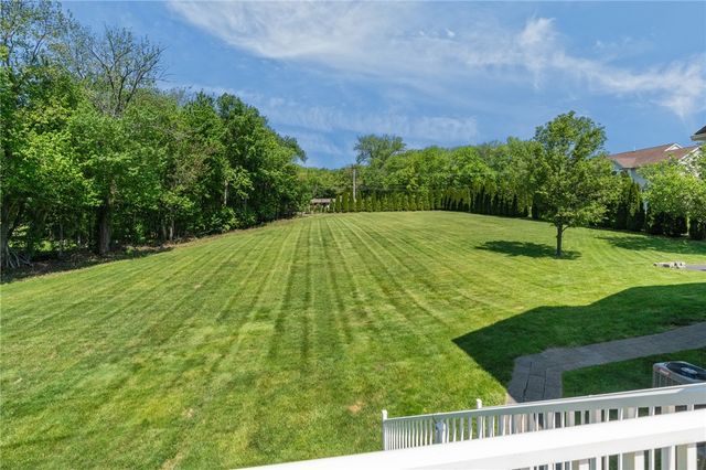 38 Steeple Lane, Lincoln, RI 02865
