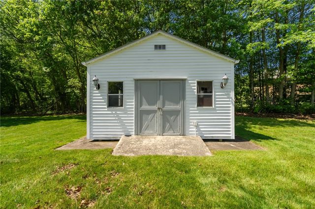 38 Steeple Lane, Lincoln, RI 02865