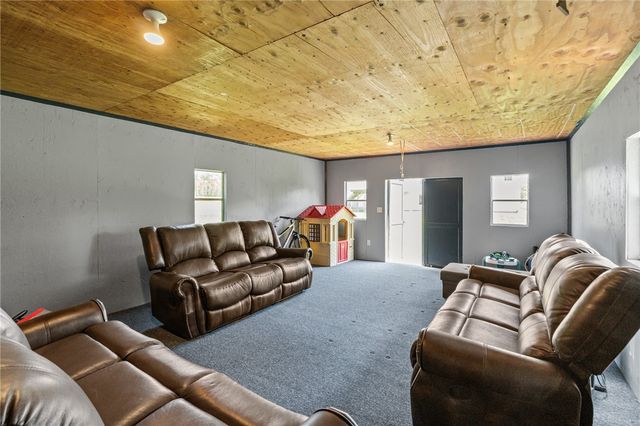 38 Steeple Lane, Lincoln, RI 02865