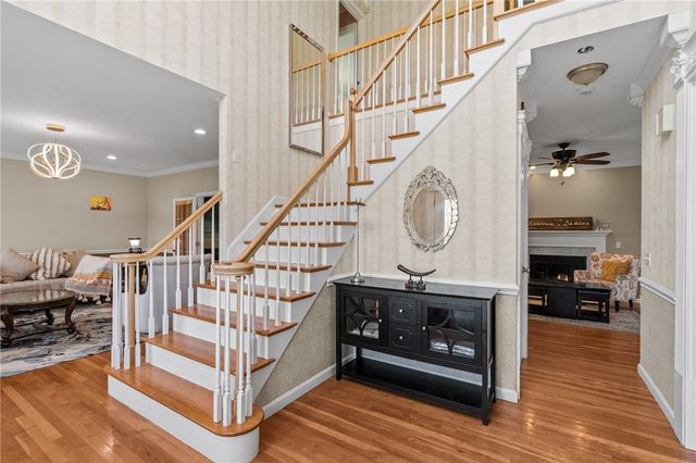 38 Steeple Lane, Lincoln, RI 02865