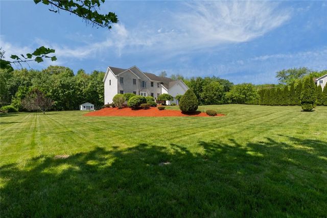 38 Steeple Lane, Lincoln, RI 02865