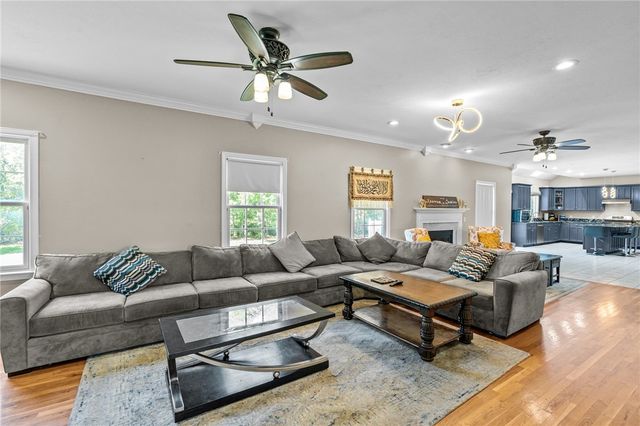 38 Steeple Lane, Lincoln, RI 02865