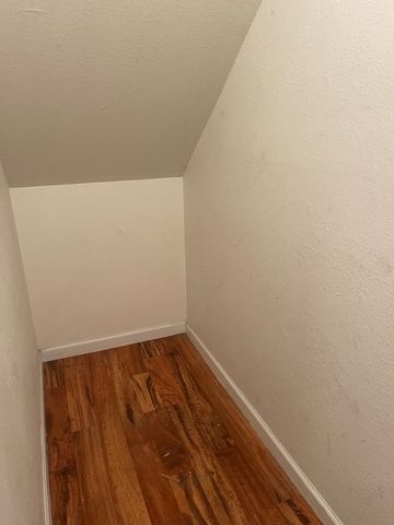 806 W Armitage Avenue, Chicago, IL 60614