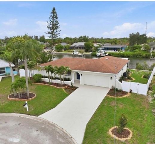 604 KINGSTON COURT, Apollo Beach, FL 33572