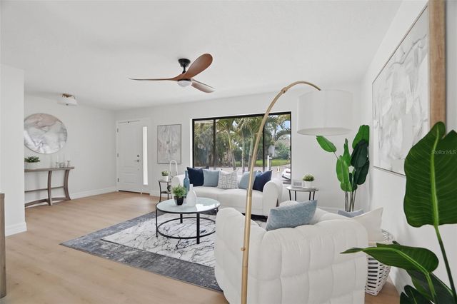 604 KINGSTON COURT, Apollo Beach, FL 33572