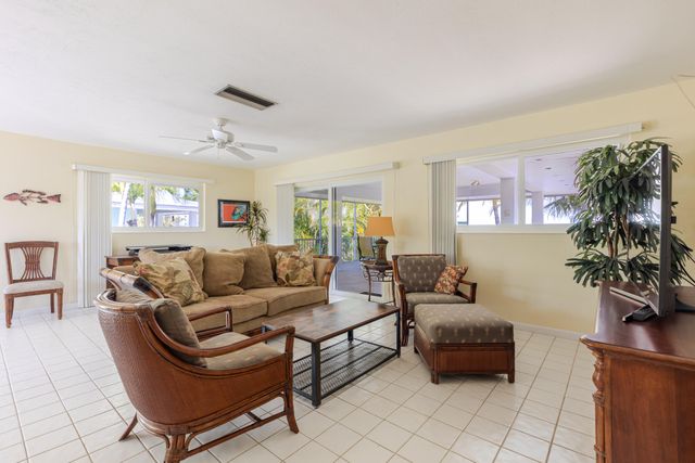 219 Schooner Lane, Duck Key, FL 33050