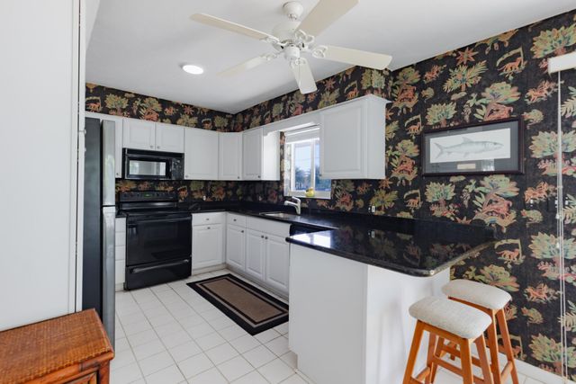 219 Schooner Lane, Duck Key, FL 33050