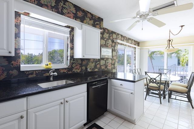 219 Schooner Lane, Duck Key, FL 33050